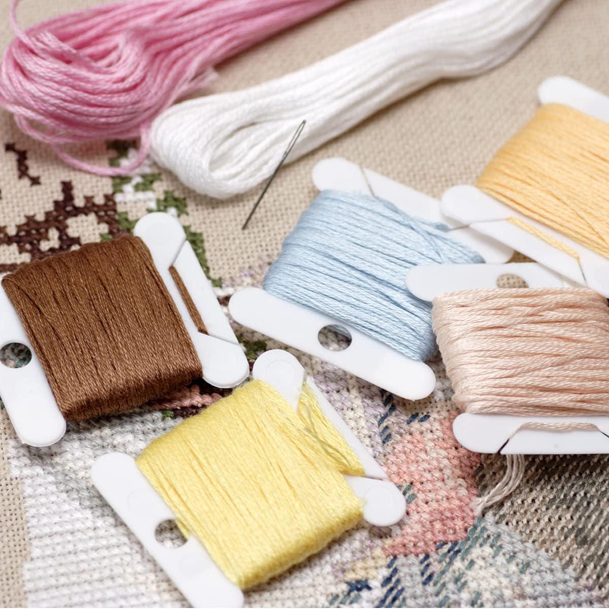 Cross Stitch Thread Storage Box – Embroidery Floss Organizer with 24 Compartments, Bobbins & Labels